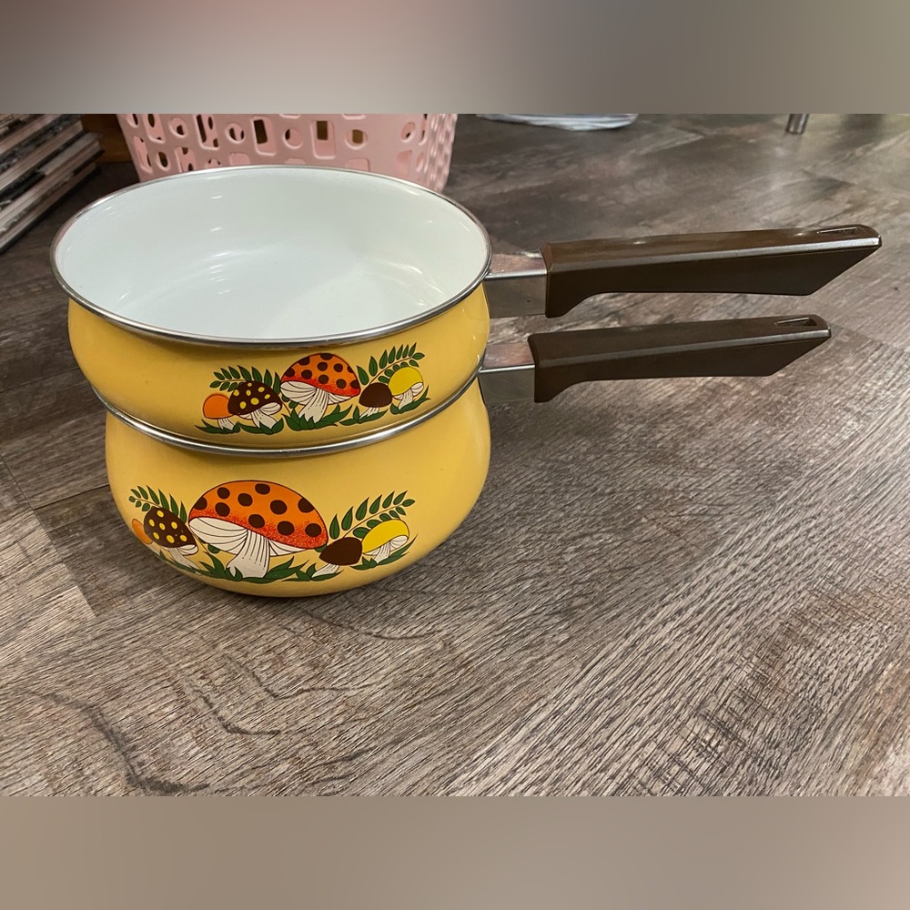Merry Mushroom Enamel Pots